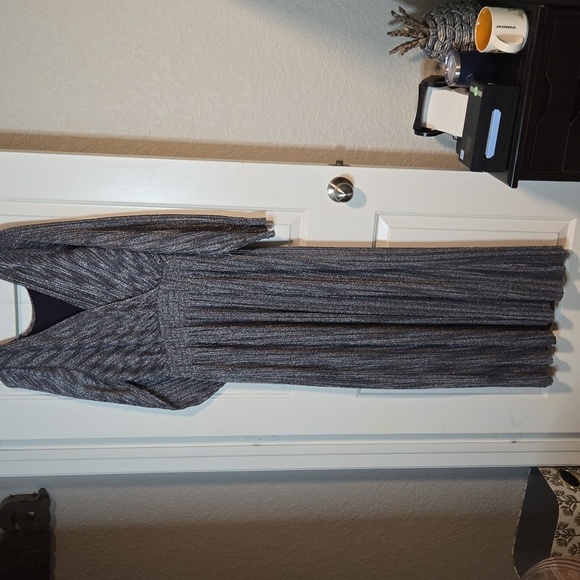 BODEN Metallic Pleated Maxi Dress - Picture 4 of 5